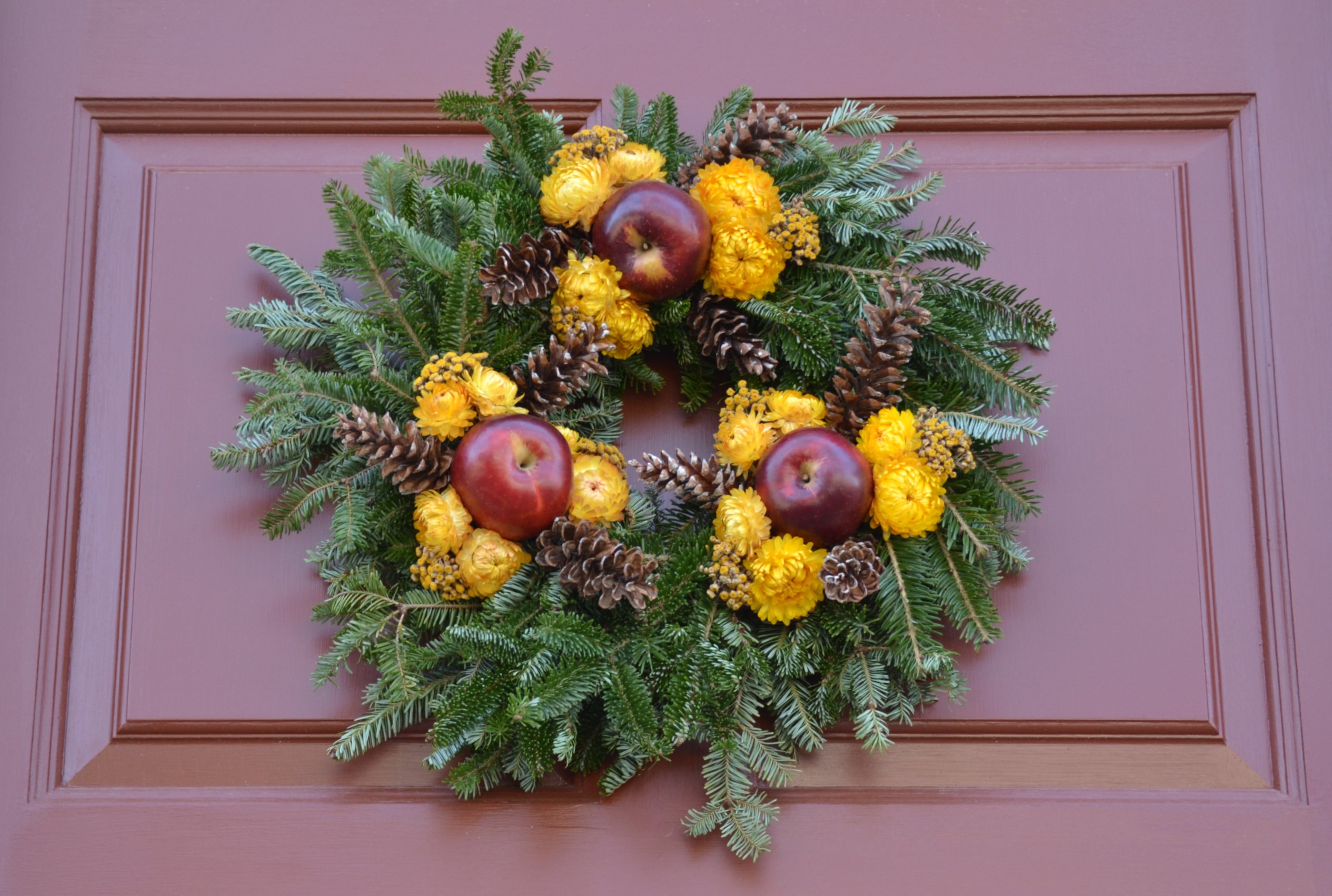 Fresh Christmas Wreaths for Sale